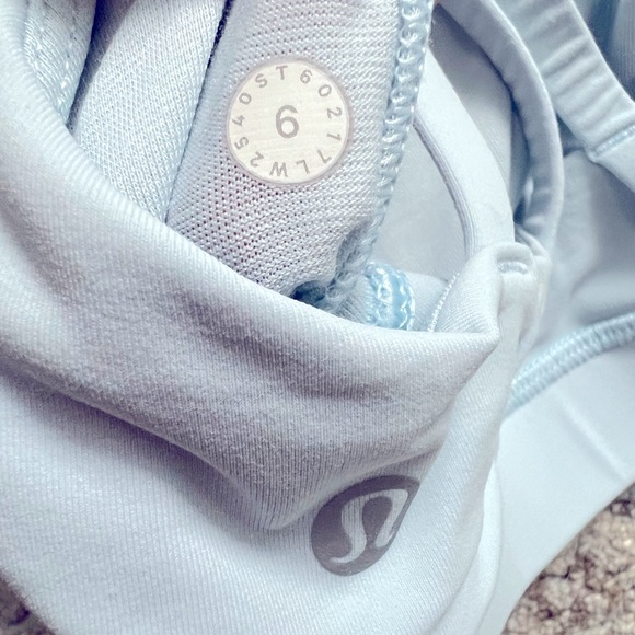 lululemon Energy Bra - Picture 3 of 3